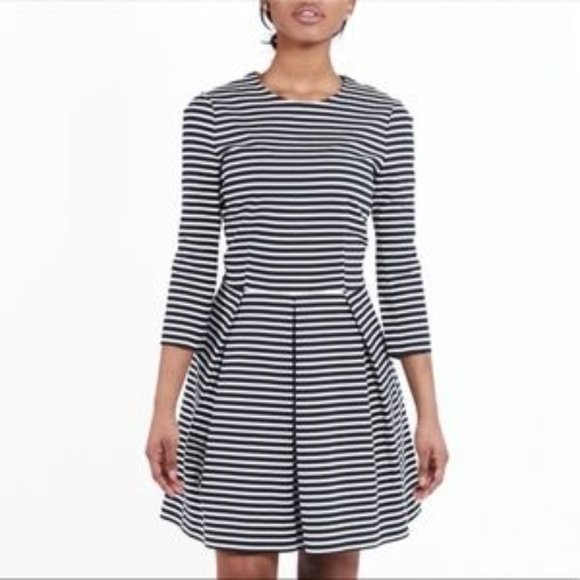 Gap Striped Fit & Flare Dress - Picture 1 of 5